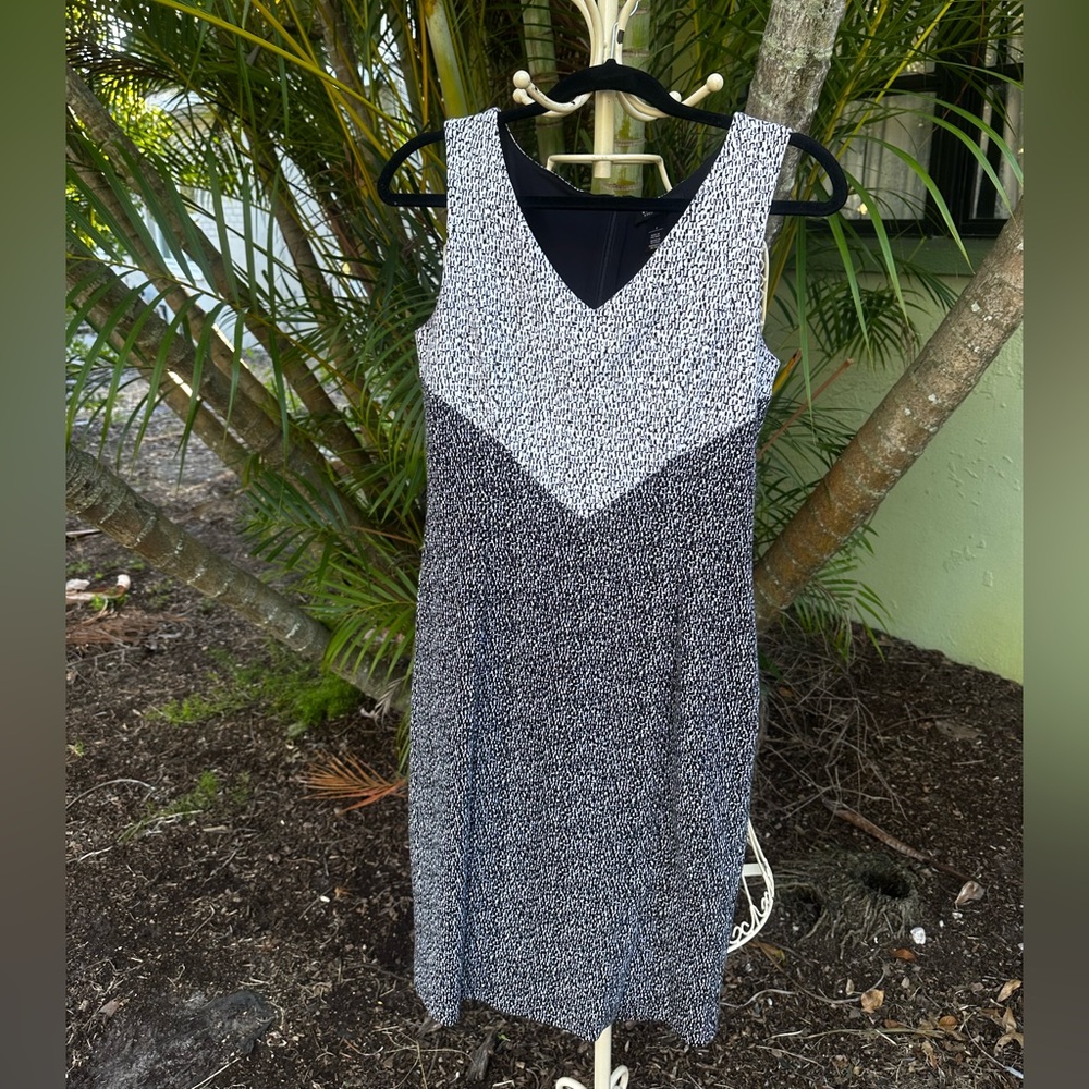 White House Black Market Textured Black and White Knee Length Dress. Office